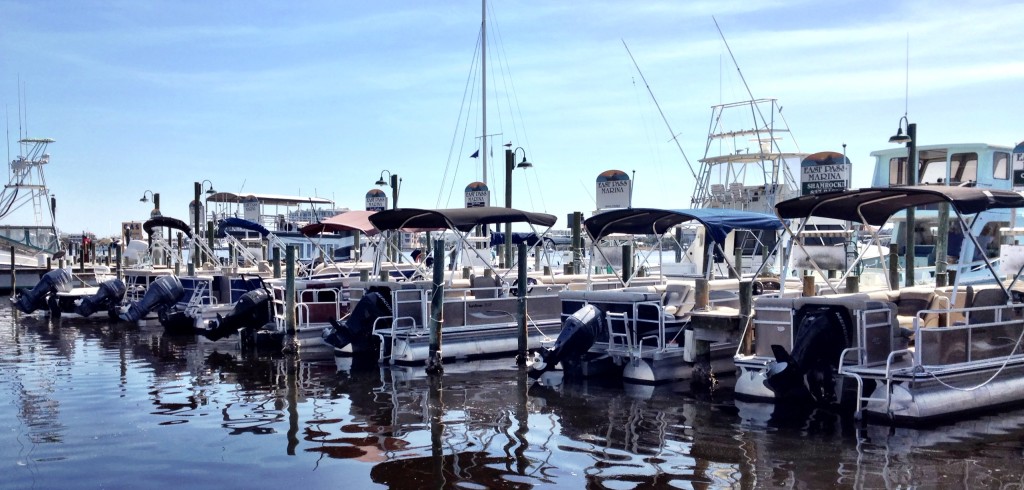 how much does it cost to rent a boat in destin